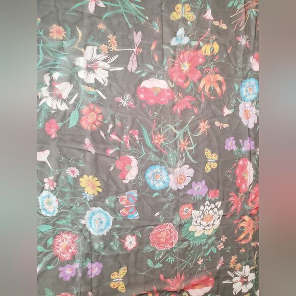 Stunning Made in Italy 100% Silk Floral Scarf Pareo Shawl 76x42 inches - Picture 5 of 13